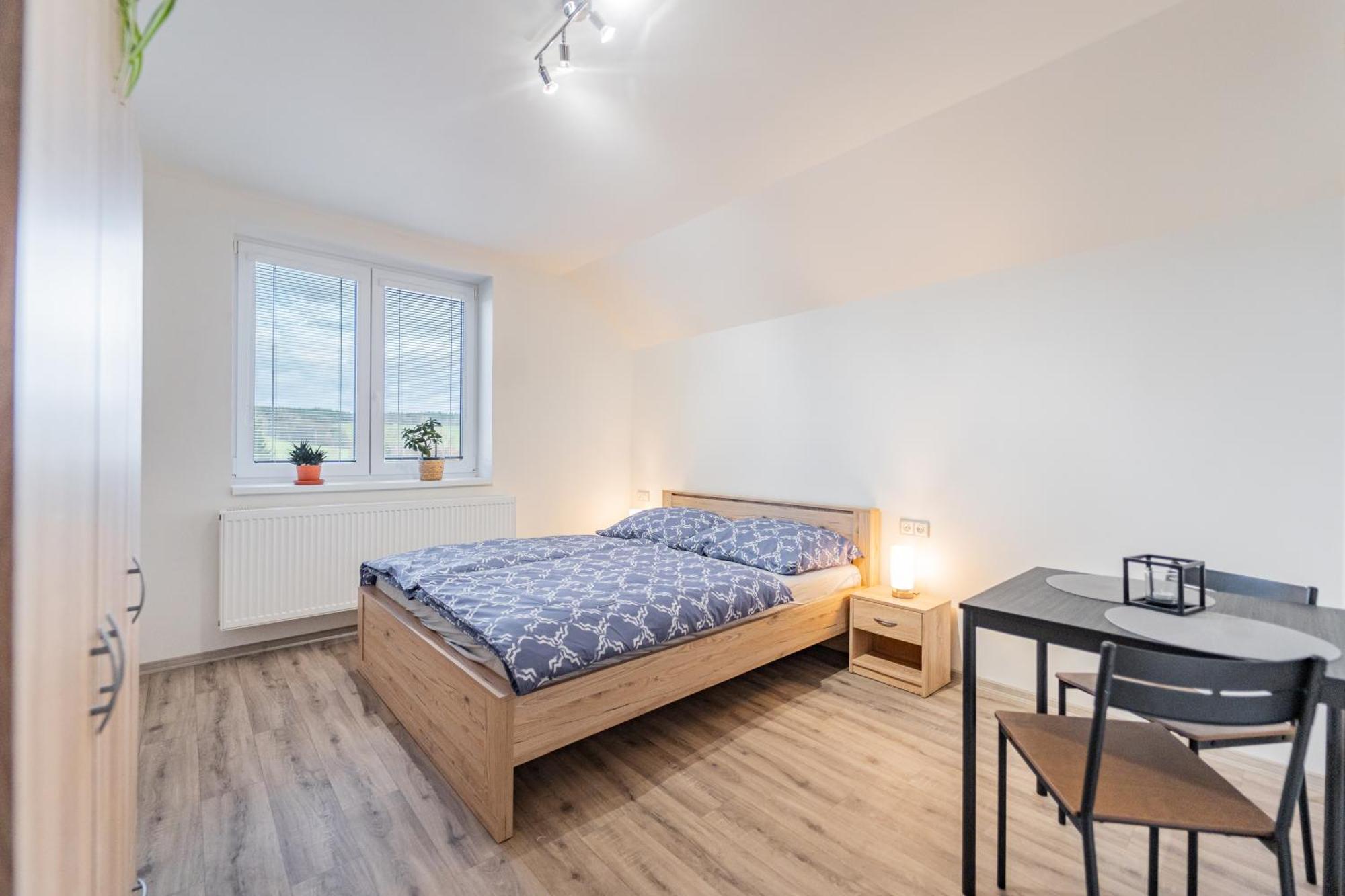Apartmany Tera Miletín Exteriör bild