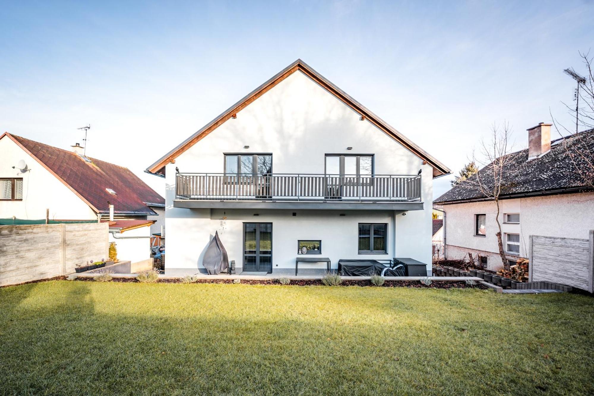 Apartmany Tera Miletín Exteriör bild